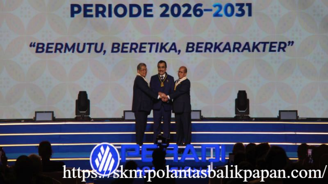 Ketua KPK Hadiri Pelantikan PERADI Profesional